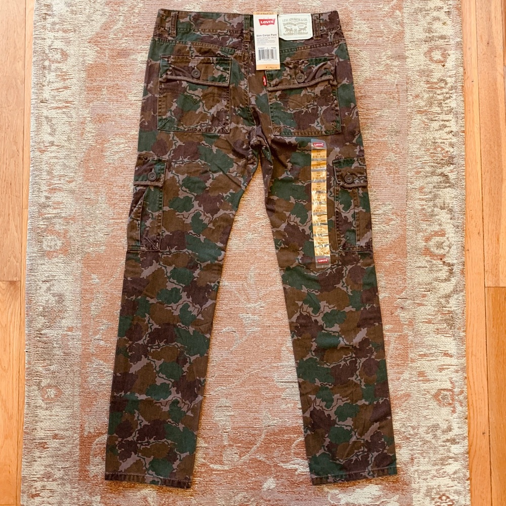 CLEARANCE Levi’s—Boys Slim Fit Cargo Pant, Leaf Camo - Picture 3 of 7